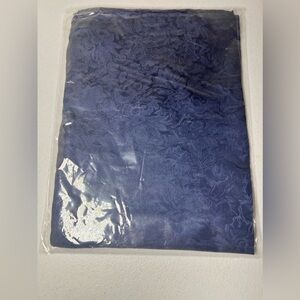 Wyoming Traders Jacquards Silk Scarf Regular 34.5 x 34.5 inches Navy New